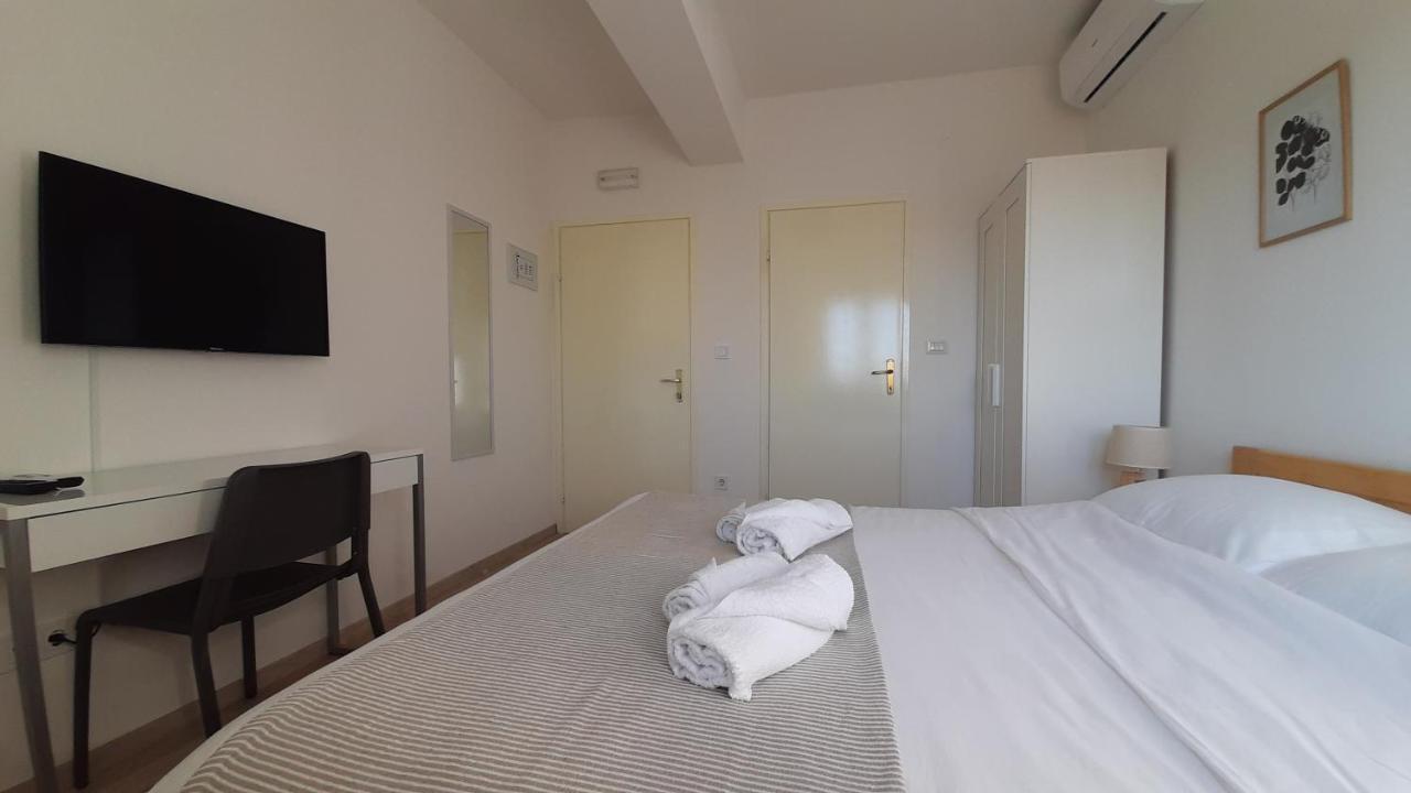 Posteja Rooms ザダル エクステリア 写真