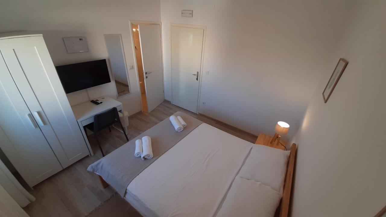 Posteja Rooms ザダル エクステリア 写真